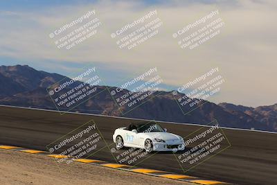 media/Jan-08-2023-SCCA SD (Sun) [[8f6a5b9391]]/Advanced Group/Session 1 (Bowl)/